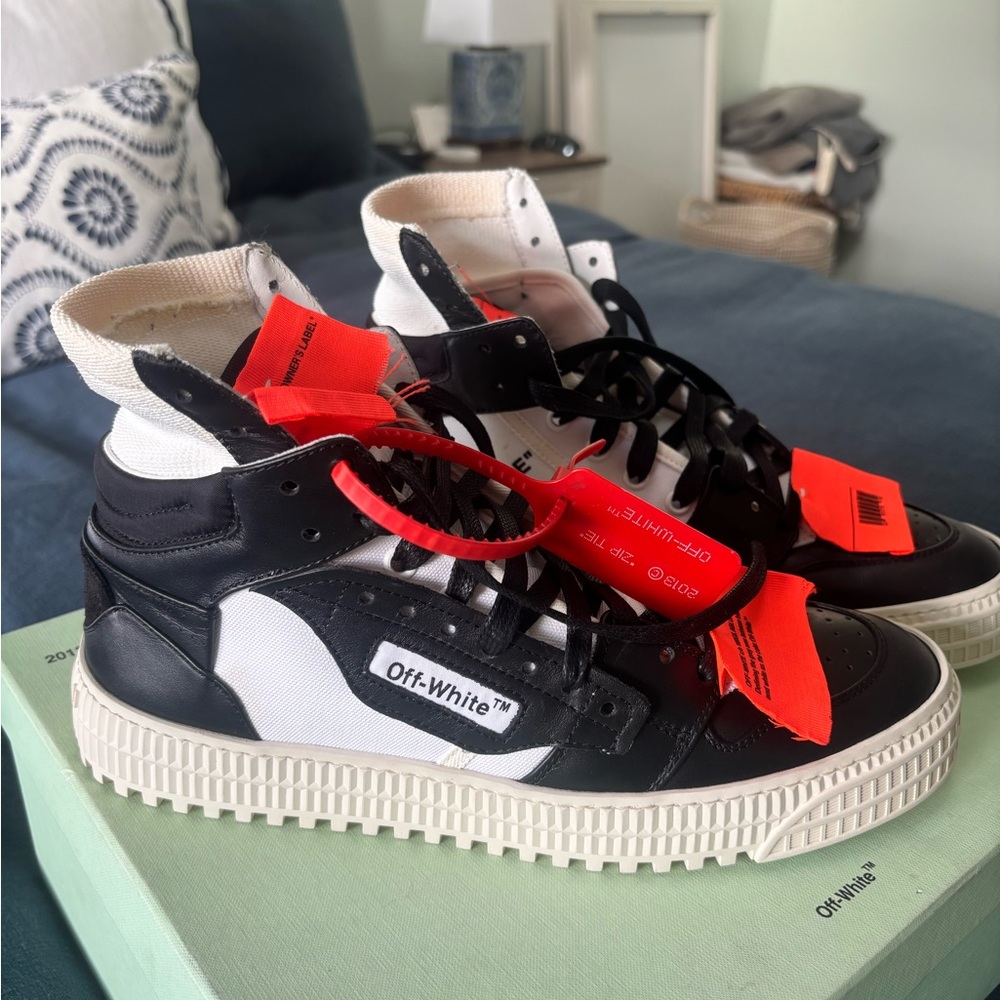 Off-White off court 3.0 leather canvas sneaker